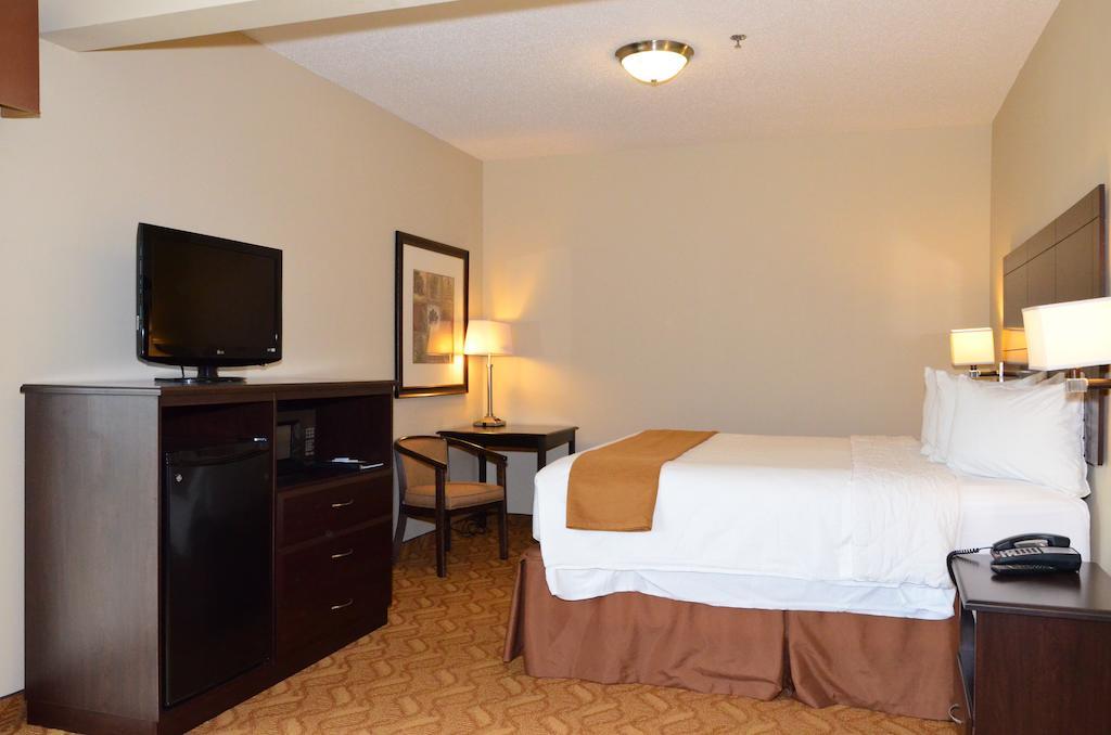 Cobblestone Inn & Suites - Lake View Kamer foto