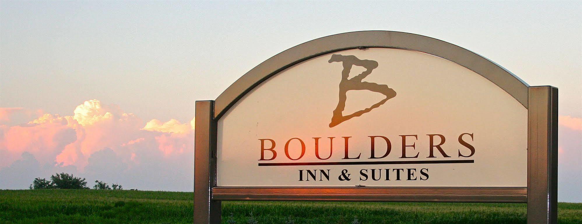 Cobblestone Inn & Suites - Lake View Buitenkant foto